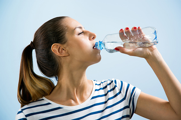 Khung giờ uống nước giảm cân đẹp da