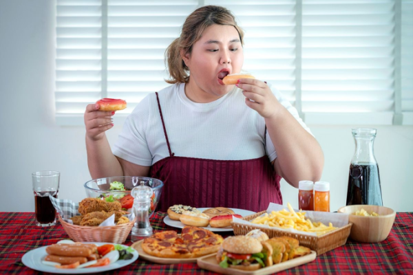 Bệnh nhân béo phì luôn có xu hướng thèm ăn và muốn được ăn