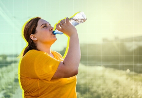 Người béo phì cần uống nước như thế nào khi tập luyện thể chất