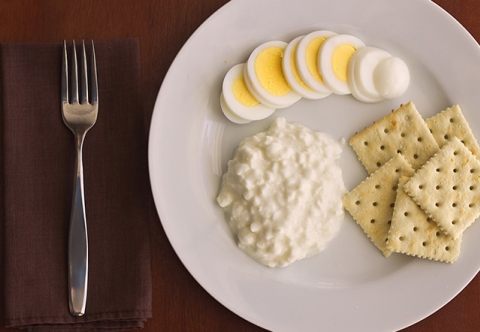 Tối Nên Ăn Thế Nào Để Không Bị Tăng Cân?