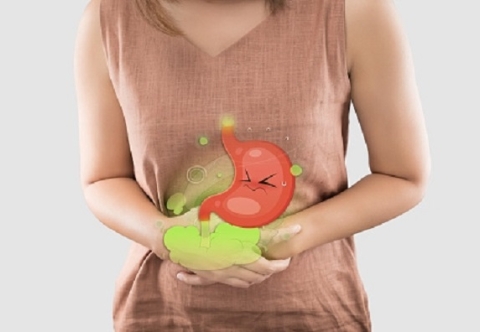 Đầy bụng khó tiêu: Nguyên nhân và cách tự cải thiện tại nhà