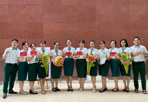 Cán bộ, nhân viên, thầy thuốc bệnh viện tích cực hưởng ứng phong trào “Hiến máu tình nguyện