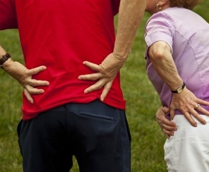 Nguyên nhân và cách dự phòng trĩ ở người cao tuổi