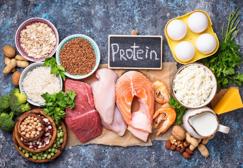 Chế độ ăn uống sau phẫu thuật có vai trò gì trong việc ngăn ngừa thoát vị vết mổ?