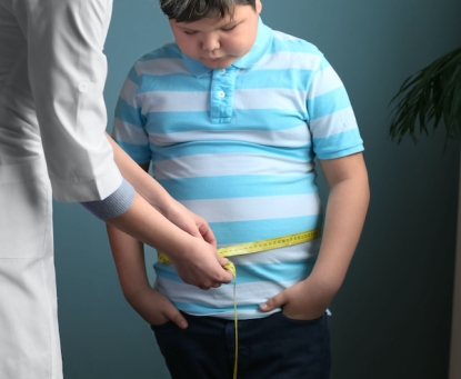 Có nên sử dụng thuốc giảm cân điều trị béo phì trẻ em